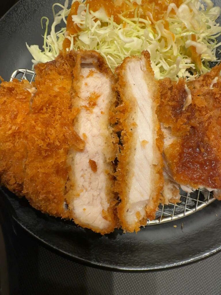 超厚切りロースかつ定食